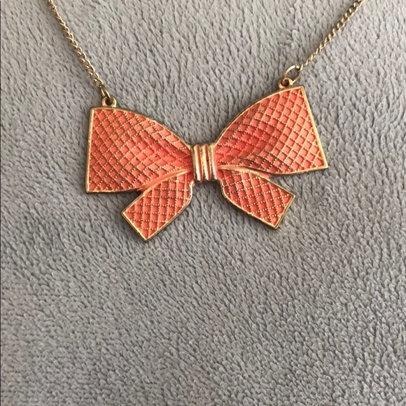Bow necklace - Picture 2 of 2